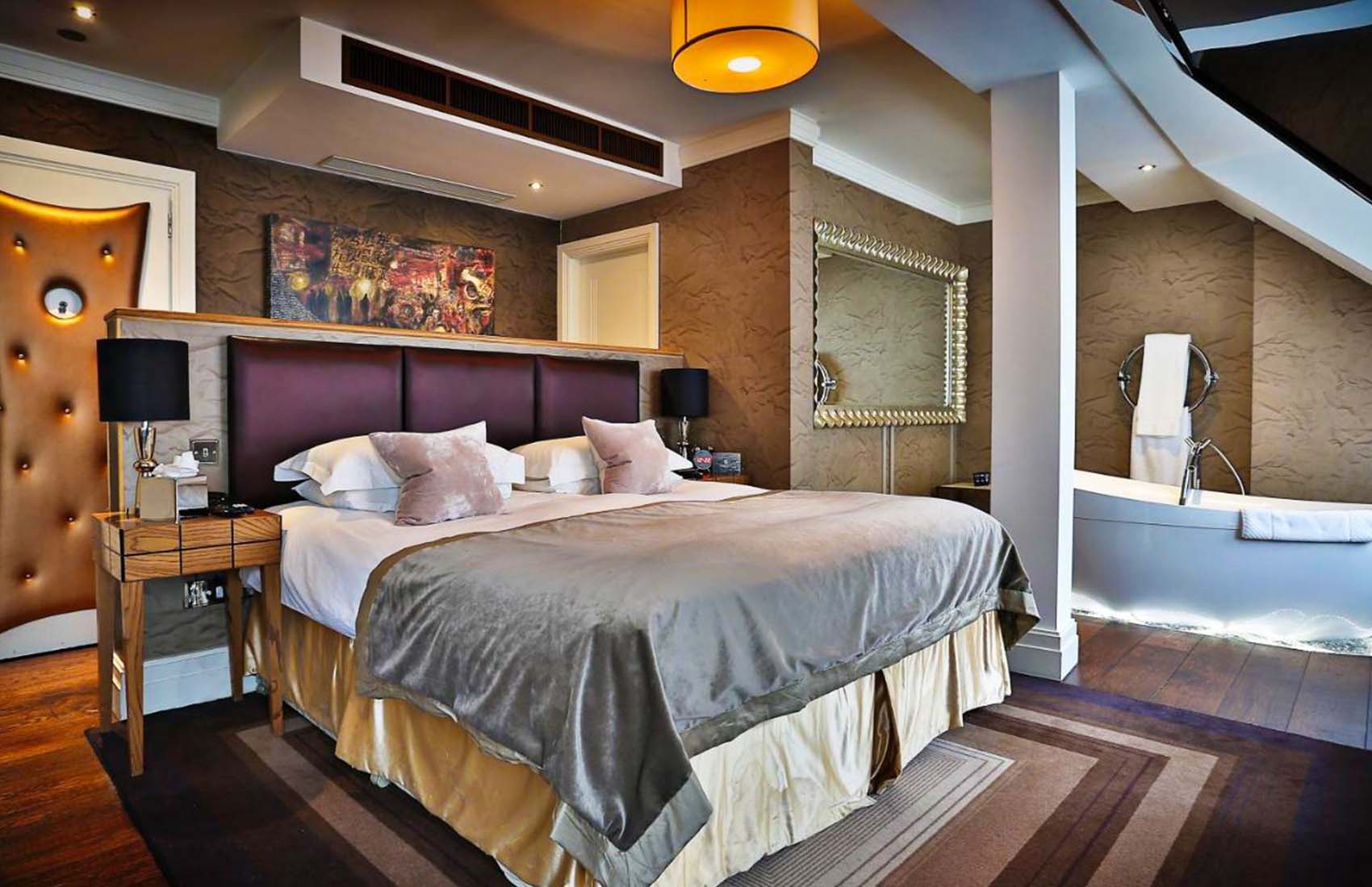 Karma Sanctum Soho Hotel.