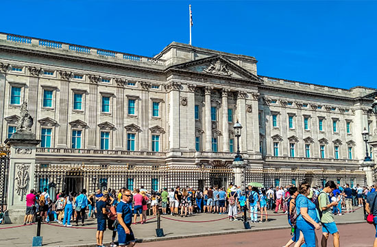 London Buckingham Palace.
