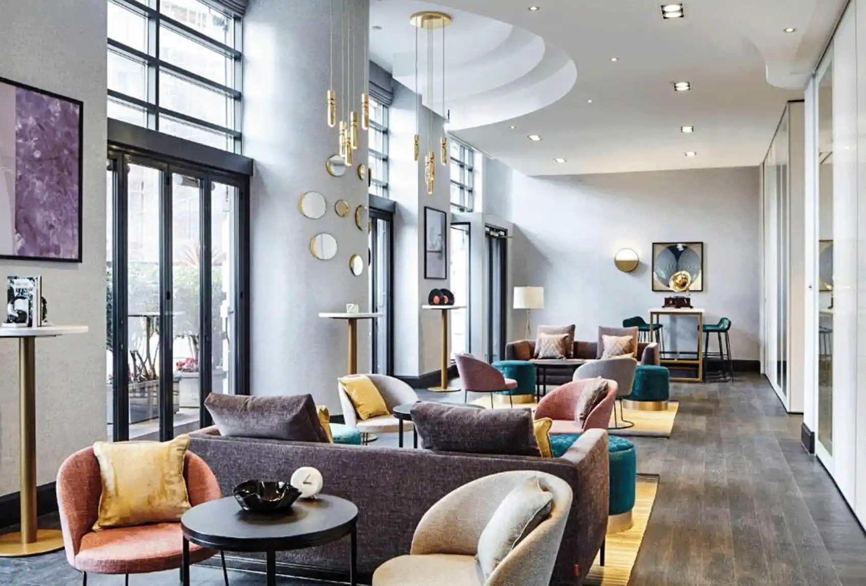 London Marriott Hotel Maida Vale Room With Living Area.