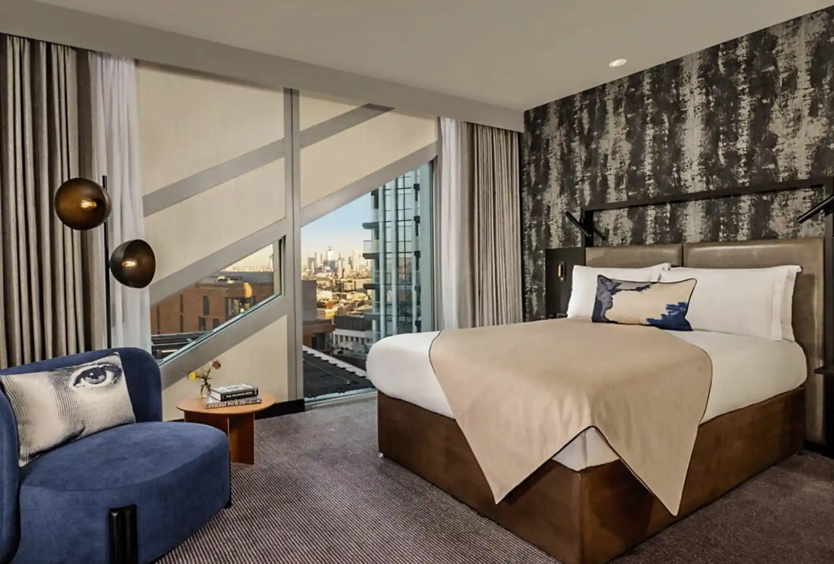 Montcalm East Autograph Collection Comfortable Modern Room.