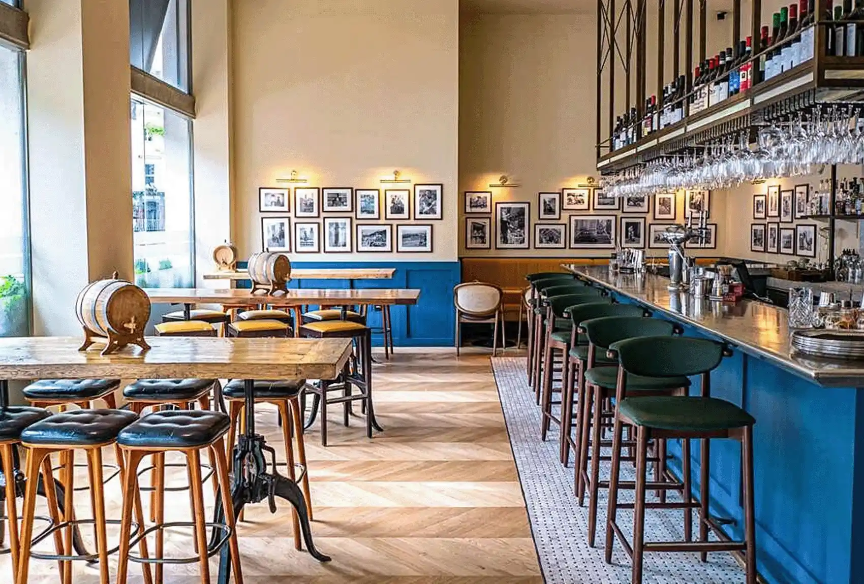 Hotel London Victoria Park Plaza, Restaurant And Bar.