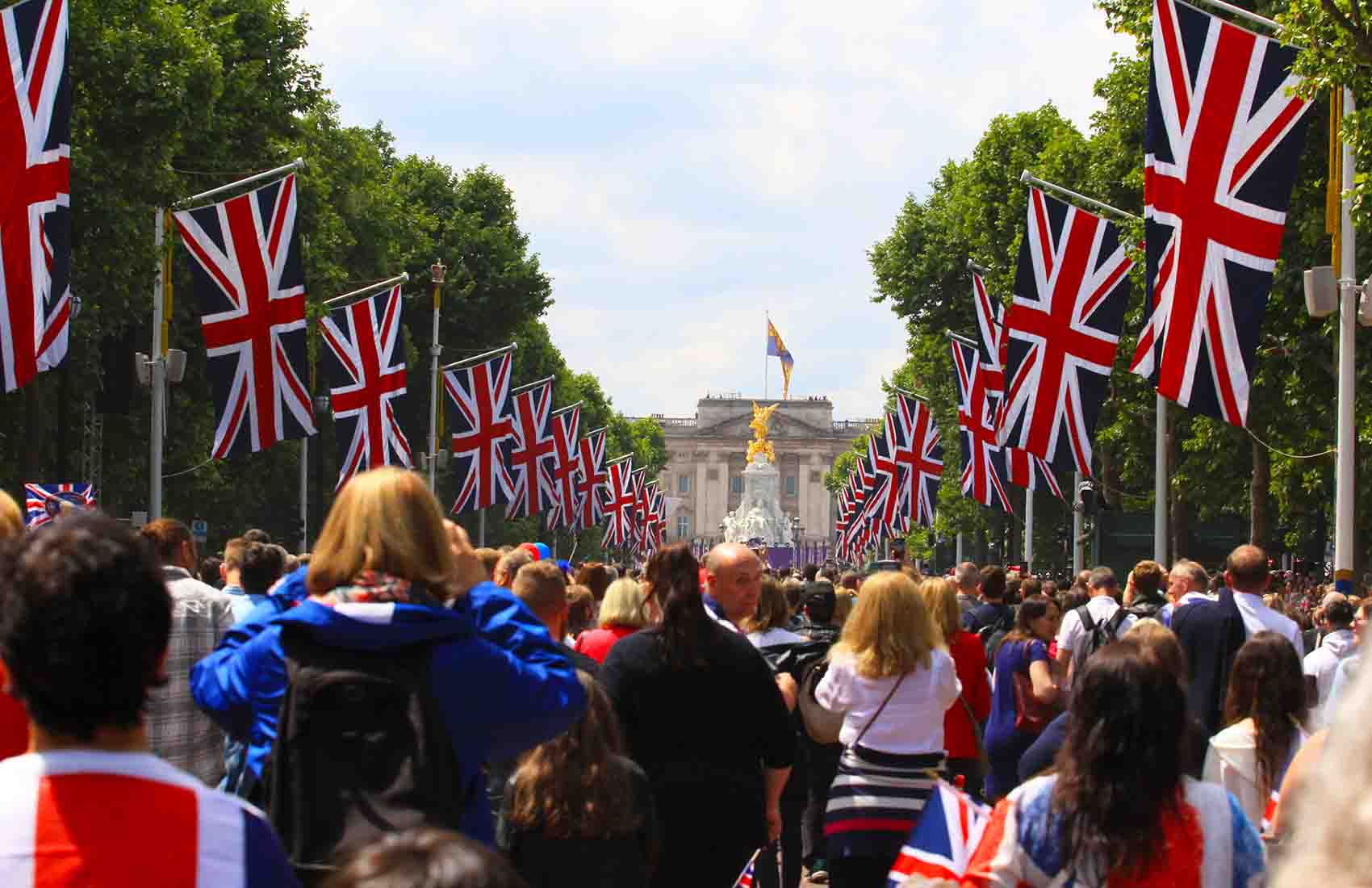 People lining the street in front of Buckingham Palace for Queen Elizabeth II Platinum Jubilee. Queen Elizabeth II Platinum Jubilee.