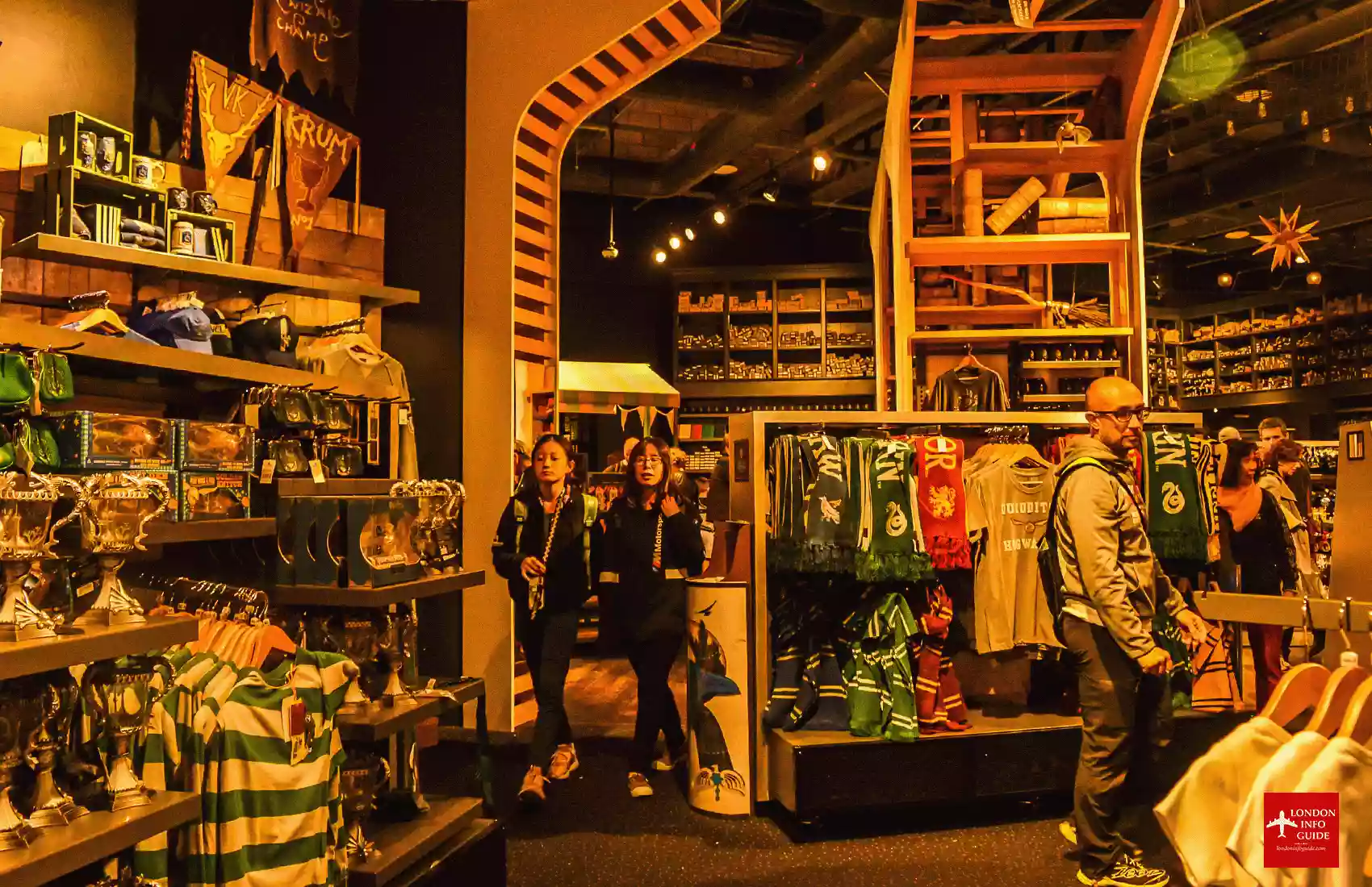 Universal studio gift shop London.