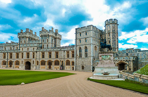 Windsor Castle in London. Windsor Castle.